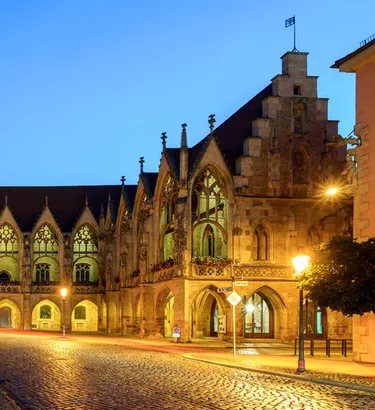 Braunschweig's Gothic old town hall at dusk